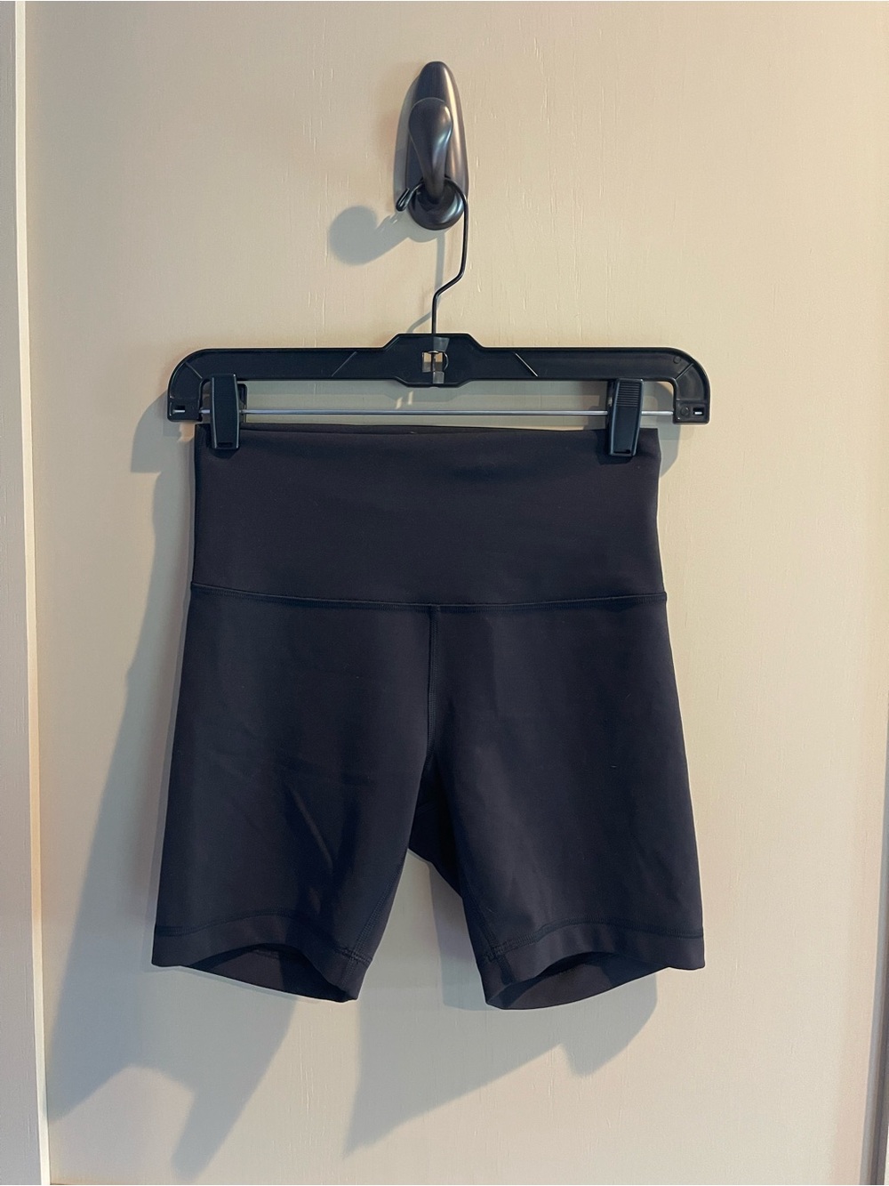 lululemon athletica Wunder Train HR short 6”